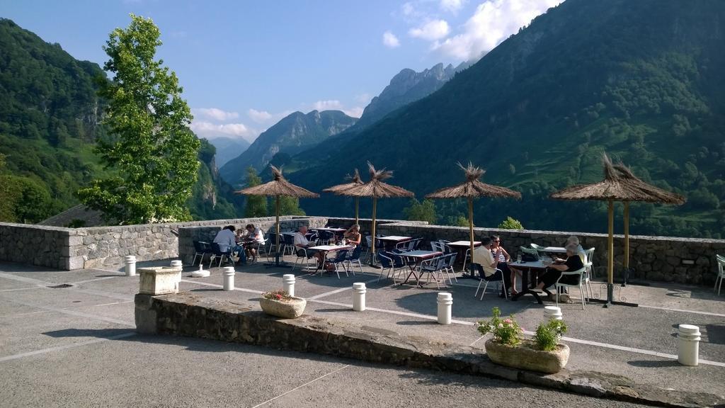 Chateau D'Arance Hotell Cette-Eygun Exteriör bild